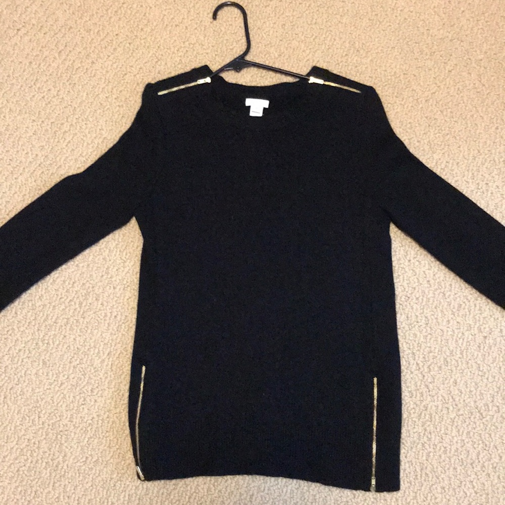 Wool sweater with zips
